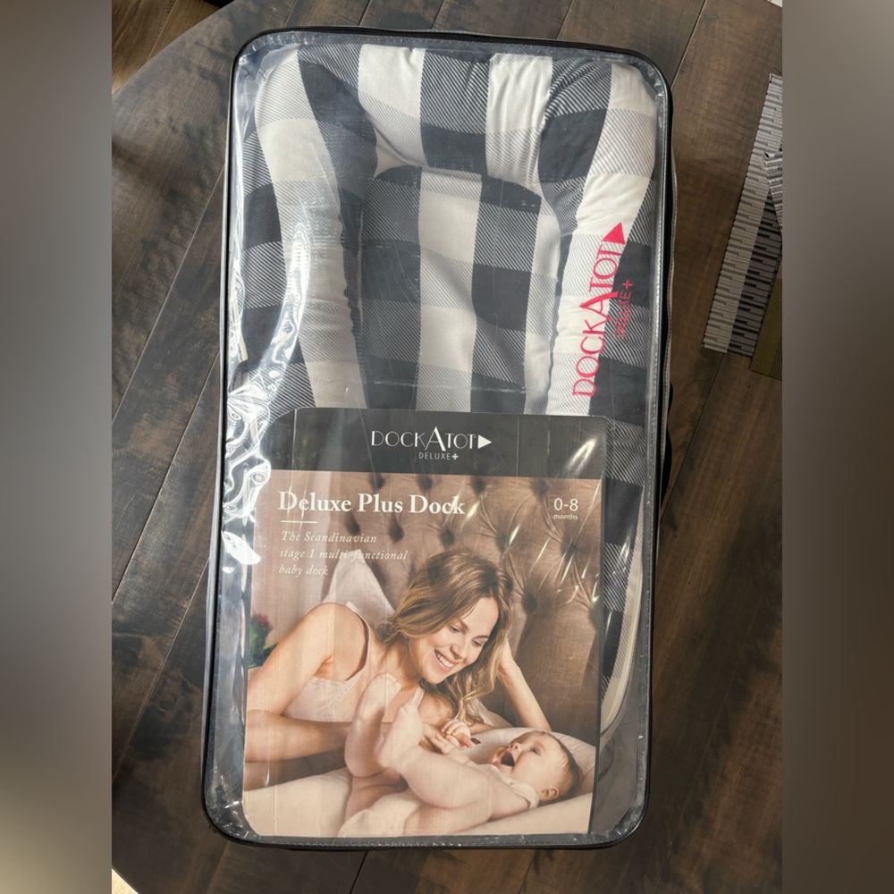 Dockatot deluxe plus